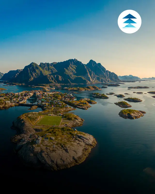 SilverOpus Travel Tours - Away From Crowds in Lofoten