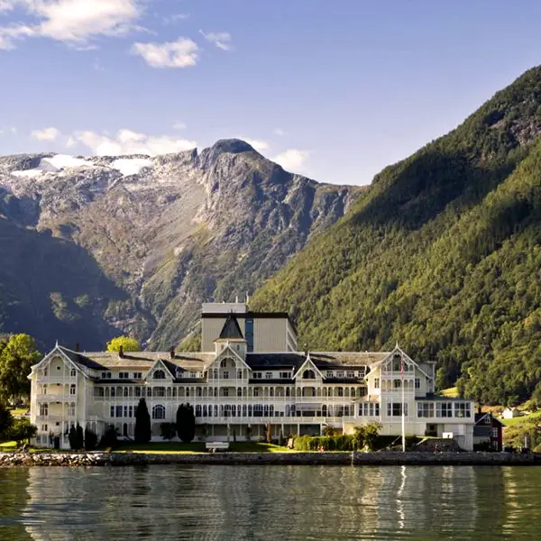 SilverOpus Travel Tours - Balestrand-Kviknes Hotel