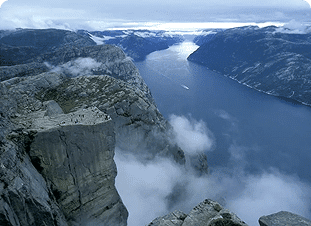 Hike to Preikestolen (Pulpit Rock)
